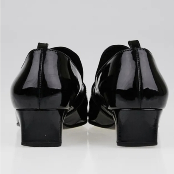 Chanel Black Patent Leather CC Turnlock Loafers Size 38 - Picture 3 of 12